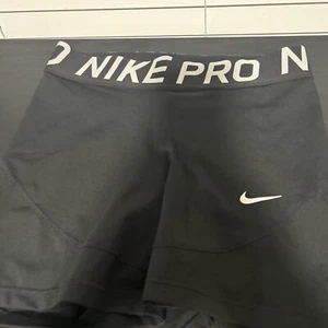NUEVO CON ETIQUETAS NIKE MUJER 3" PRO SHORT 365 NEGRO AO9975 Talla 2XS - Imagen 1 de 5