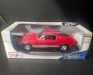 1967 Ford Mustang GTA Fastback rot Maisto Special Edition 46629 1:18 Modellauto - Bild 1 von 6