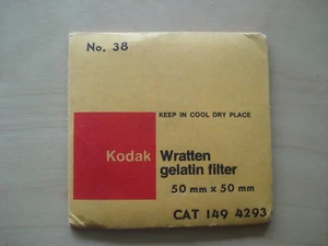 KODAK WRATTEN GEL 2X2 FILTERS - NOS, SEALED - No.38 LIGHT GREEN SHIPPED USA - Picture 1 of 2