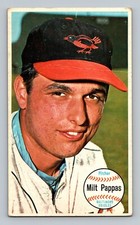 1964 Topps Giants #5 Milt Pappas LOW GRADE Baltimore Orioles Baseball Card