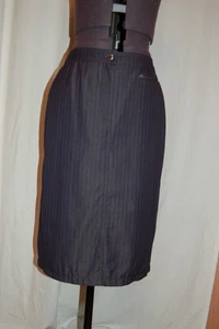 Falda Deportiva Escada Gris Pancil Rayas Talla 34 - Imagen 1 de 10
