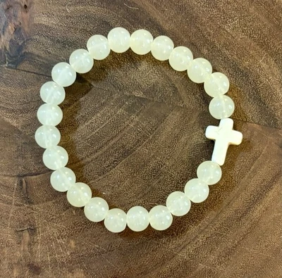 NWT Lemonade Yellow Howlite Cross Bracelet - Image 1 of 2