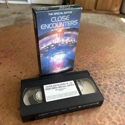 Close Encounters Of The Third Kind VHS Tape Special Edition Movie Vintage 1993  - Image 1 of 4