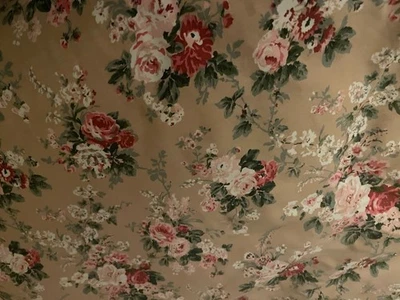 BEAUTIFUL  HTF LAURA ASHLEY KING SIZE COMFORTER AND SHAMS - Image 1 of 3