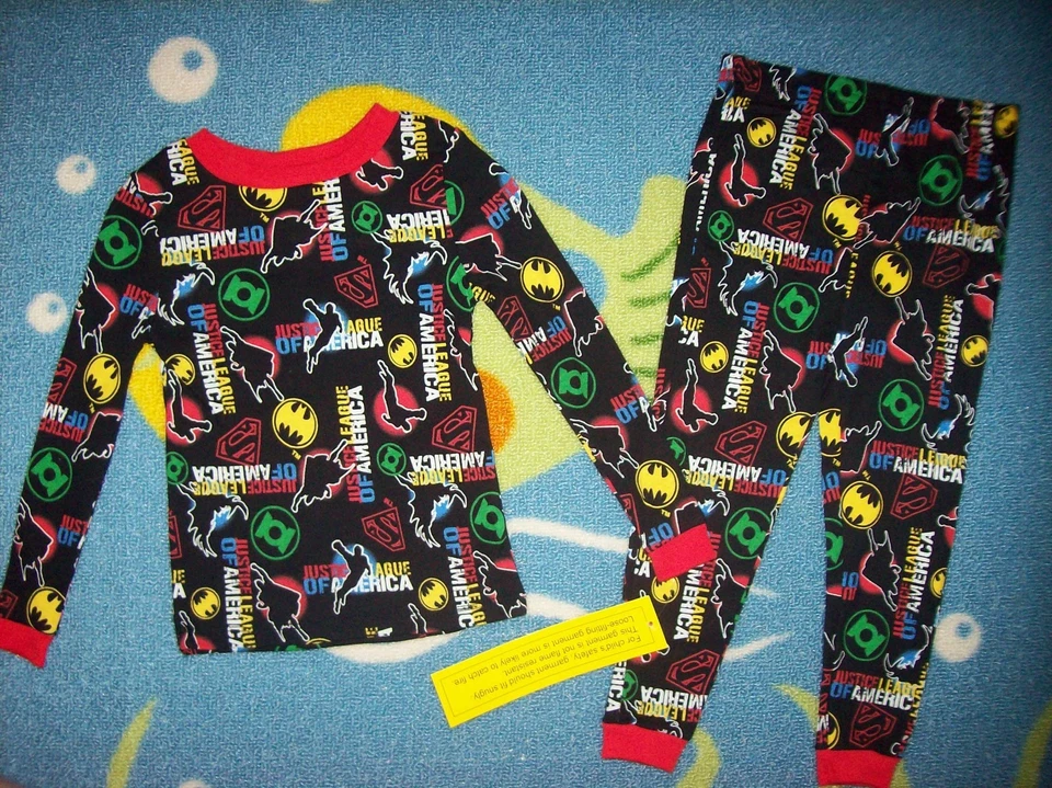 Juego de 2 pijamas de la Liga de la Justicia para niños 2T 3 niños pequeños superhéroes nuevo Foto 1 de 1