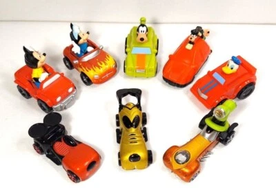 Disney Mickey Mouse's cars Lot of 5 Goofy Donald Action  Figures Toys 2000-2007 - Image 1 of 4