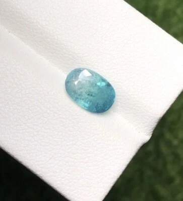Piedra preciosa suelta de turmalina verde azulada 100 % natural sin tratar con certificación GIT de 1,72 quilates Foto 1 de 3