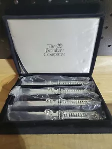 Neu im Karton The Bombay Company 4er Set Godinger Silber Butter Spread Messer - Bild 1 von 3