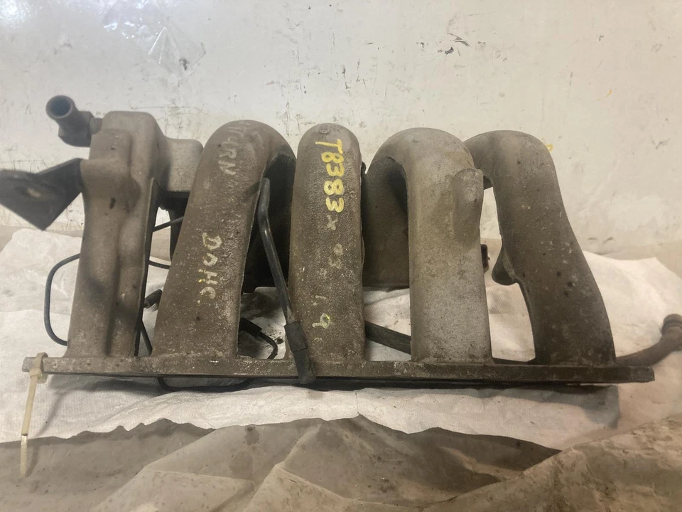 Used Engine Intake Manifold fits: 1993 Saturn Saturn s series DOHC Grade A Foto 1 de 4