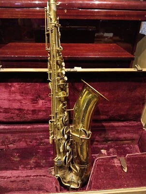 Saxo tenor de paso bajo Buescher Foto 1 de 4