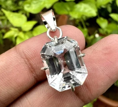 25+ Ct Zaffiro Bianco Taglio Smeraldo Argento Tedesco Colore Bianco Gemma... - Immagine 1 di 4