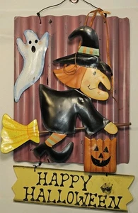 HEXE HALLOWEEN FLIEGEN auf BESEN 3D BLECH HOLZ HÄNGESCHILD HAPPY HALLOWEEN 13" - Bild 1 von 10