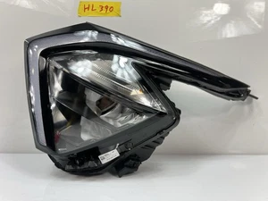 KIA SPORTAGE 2010-2017 PASSENGER SIDE LED HEADLIGHT, P/N R292112010 GENUINE - Picture 1 of 14