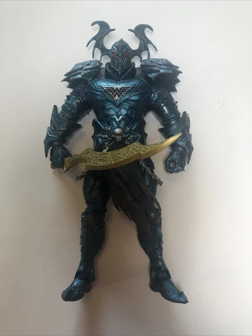 DC Multiverse The Merciless Complete BAF Mcfarlane E1 Cover