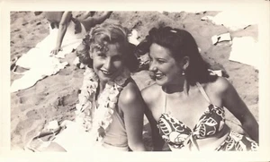 Vintage Photos 2 Women Luau Leis Circa 1940s B&W 3.5X5 Collectible - Picture 1 of 1