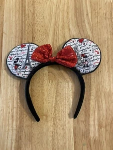 Neu mit Etikett Disney Parks Paris limitiert Mickey und Minnie Mouse Stirnband mit roter Paillettenschleife - Bild 1 von 9