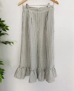 Slide Show Women's Size 8 Ruffle Hem Cropped Pants Bloomers Stripe 100% Cotton - Picture 1 of 5
