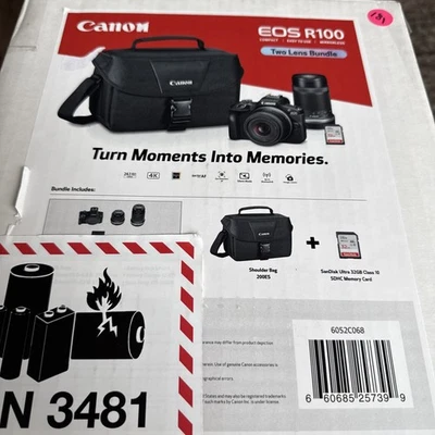 Canon EOS R100 Mirrorless Camera Two Lens Bundle In Black 6052C068 - Image 1 of 3