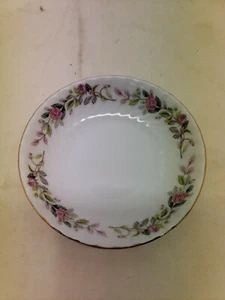 Creative Fine China Regency Rose #2345 Fruit Bowl - Picture 1 of 2