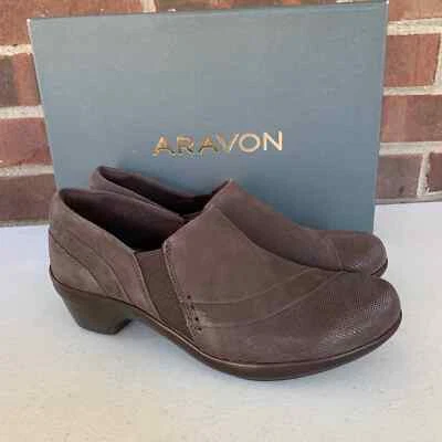 Zapatos de salón Aravon Kitt Twin Gore de cuero marrón sin cordones de tacón bloque para mujer EE. UU. 7 2A Foto 1 de 4