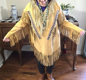 INDIANER HERGESTELLT PERLEN KRIEGSHEMD ETIKETT ANGEBRACHT EINMAL GETRAGEN FÜR FOTO.  - Bild 1 von 5