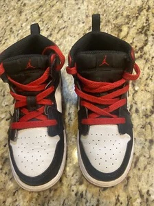 Nike Air Jordan 1 Mid "White/Black/Gym Red" Little Kids' Shoes 10c Worn For Pic - Picture 1 of 6