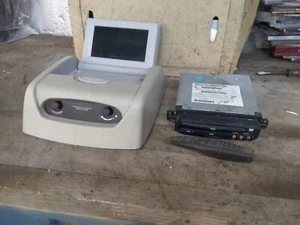 2006-2007 CHRYSLER TOWN AND COUNTRY/CARAVAN DVD PLAYER RECEIVER MONITOR OEM - Picture 1 of 24