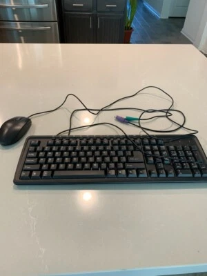 LOGITECH KEYBOARD AND MOUSE BUNDLES - Image 1 of 4
