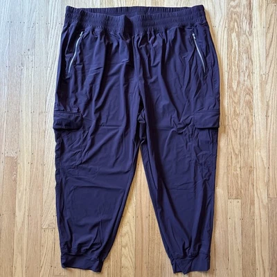 Pantalones de chándal elásticos Old Navy Sleektech Go-Dry Cargo 3X púrpura Foto 1 de 4