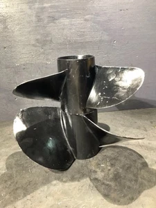 VOLVO PENTA B5 DUO PROP ALUMINUM PROPELLER SET (B5 29 94) 854834 & 852846 - Picture 1 of 10