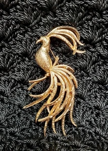 Avon Brooch 1969 Bird Of Paradise Peacock Gold 3" Vintage Pin Rhinestone Eye EU - Picture 1 of 7