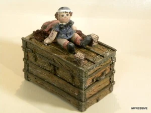 PRECIOUS Raggedy Ann On Treasure Chest 5 1/2" X 3" X 2 1/2" - Picture 1 of 12