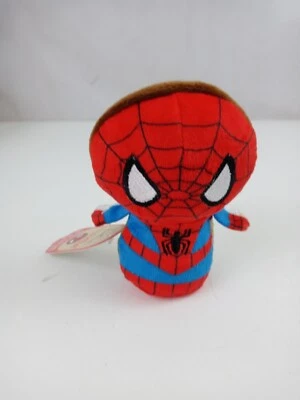 Nuevo Hallmark Itty Bitty's Peter Parker como Spider-Man tercero en serie doble cara Foto 1 de 4