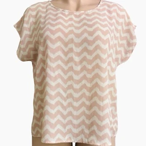 C Semi-Sheer Rose Pink/White Chevron Top Size XL Silky Lightweight Keyhole Back - Picture 1 of 17