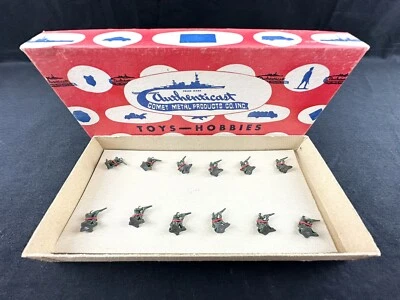 Authenticast Comet Toy Soldiers - German Infantry Kneeling- Metal - All Original - Image 1 of 4