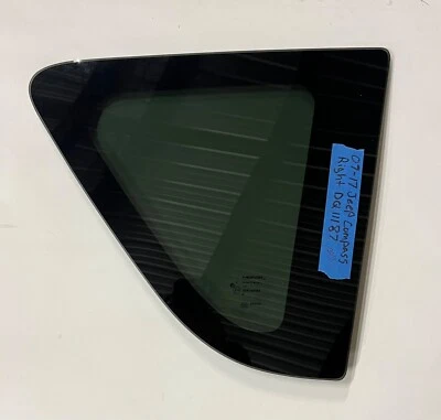 Jeep Compass 2007-2017 usado lado del pasajero cuarto de cristal trasero Foto 1 de 3