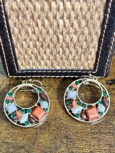 Pendientes circulares con piedras - Imagen 1 de 5