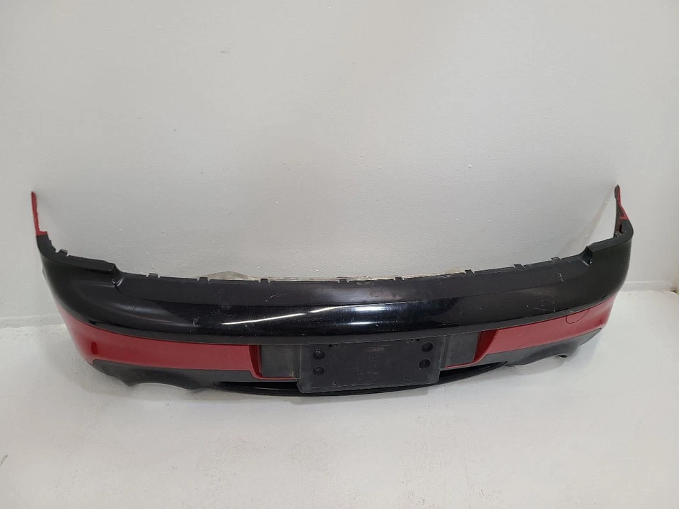 11-14 MINI COOPER CLUBMAN Rear Bumper S Model Without Park Assist Red Foto 1 de 4
