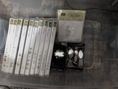 Enorme Stampin’ Up! Lote de flores – 10 conjuntos não usados + socos para maricas e enfeites +... - Imagem 1 de 4