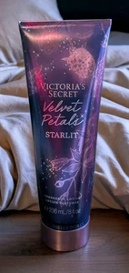 Loción corporal Victoria's Secret con pétalos de terciopelo  - Imagen 1 de 1