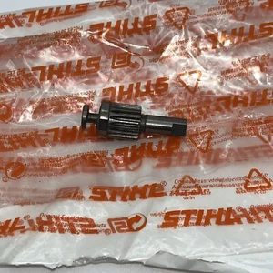 Neu Nos Original-Zubehör-Hersteller Stihl #1118-647-0605 Ölpumpe Kolben 028 028WB - Bild 1 von 2