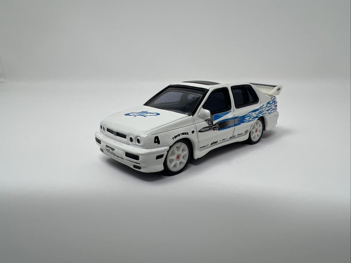 レーシングチャンピオン 1/64 フォルクスワーゲン ジェッタ 1995