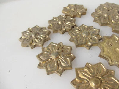 Brass Flower Ormolu Furniture Hardware Mount Nouveau Antique STYLE 2"W -£3each - Image 1 of 4