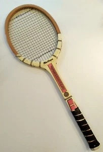 Vintage MacGregor Invitational Racquet. Grip Size 4 1/2.Handcrafted in Japan. - Picture 1 of 12