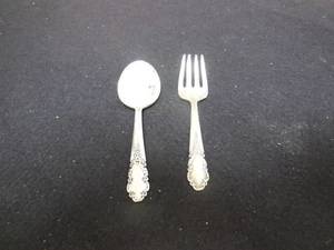 Velo da sposa di International argento sterling baby set 2 pezzi 4 1/8" vintage - Foto 1 di 9