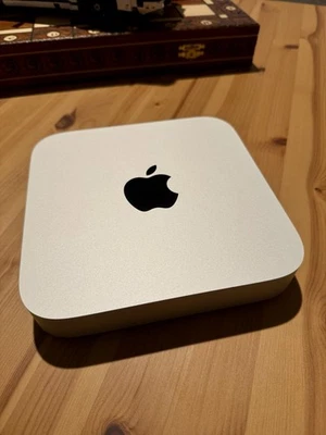 Mac Mini 2023 en excelente estado: CPU 10C/CPU 16C/16GB/1TB/1GbE Foto 1 de 4