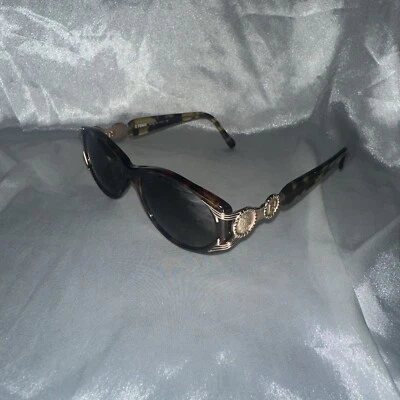Gafas de sol Fendi vintage marrón tortuga y dorado FS 138 con logotipo FF hechas en Italia Foto 1 de 4