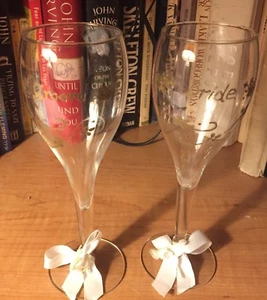 Bride and Groom Etched Decorative Champagne Flutes Glasses w/ Ribbons 8 1/2" - Picture 1 of 4