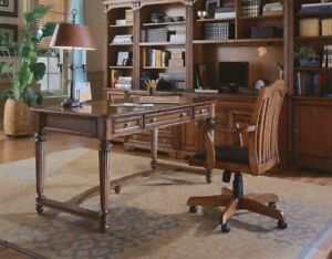Hooker Furniture 281-10-458 Brookhaven Elegant Traditional Writing Desk Cherry