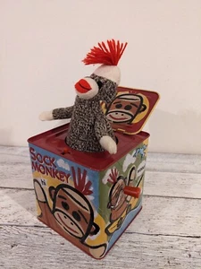 Sock Monkey Jack In The Box Musical Pop Goes The Weasel Wind Up 2008 Schylling - Picture 1 of 8